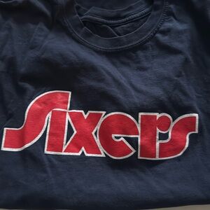 Sixers rally T-shirt L